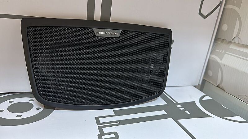 BMW F30 Harman Kardon Center Kapak - 1