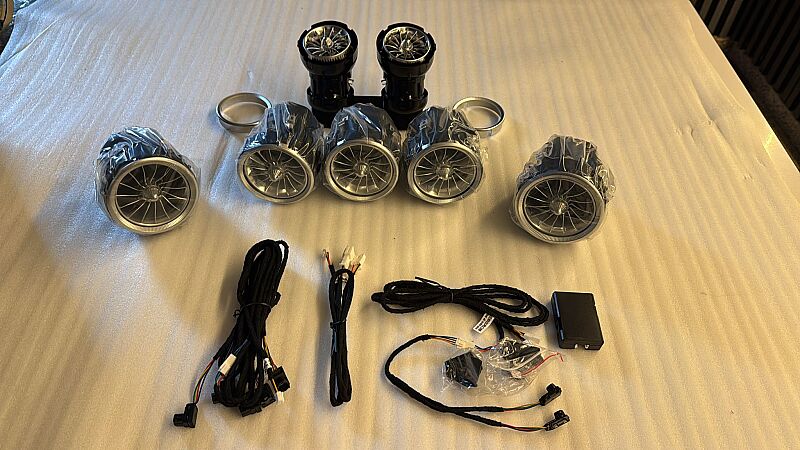 C Class W205 GLC X253 64 Renk EQS Model Front Rear Airvent Set  - 2
