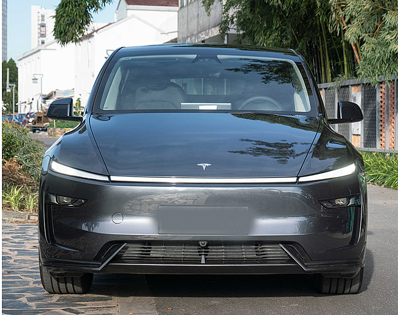 Tesla Model Y Juniper 2025 Ön Lip Carbon - 2